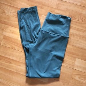 Lululemon 7/8 align leggings